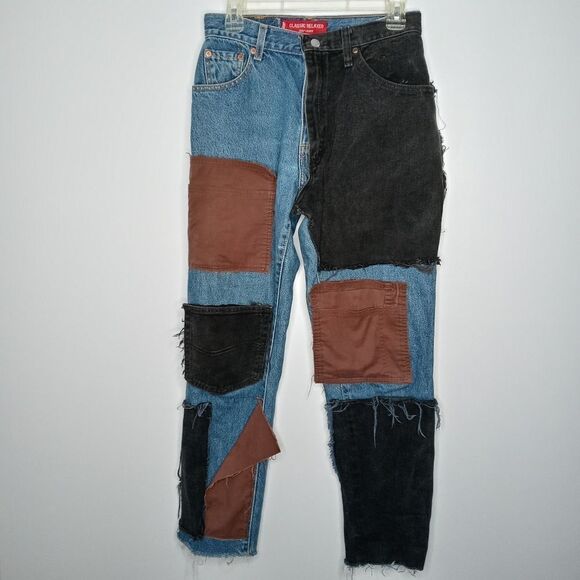 Vintage Levi's Jeans  - Picture 9 of 9